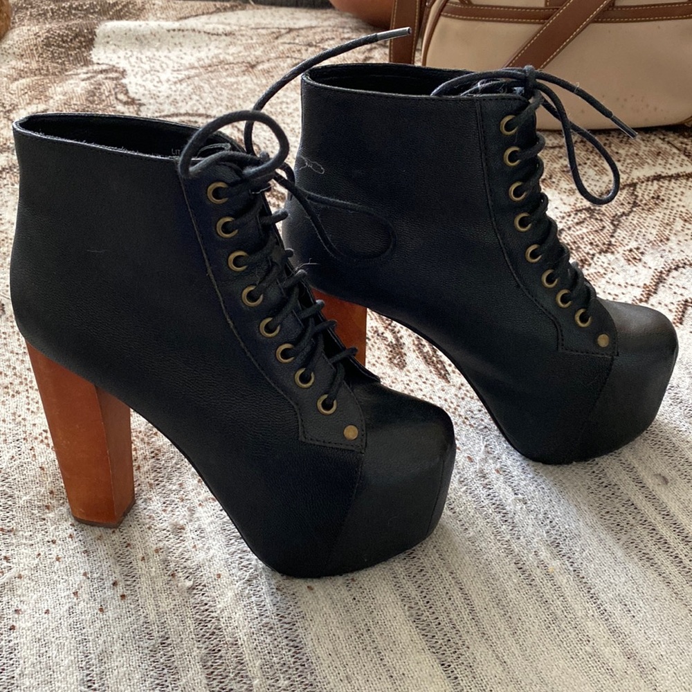 BLACK ORIGINAL LITA JEFRREY CAMPBELLS